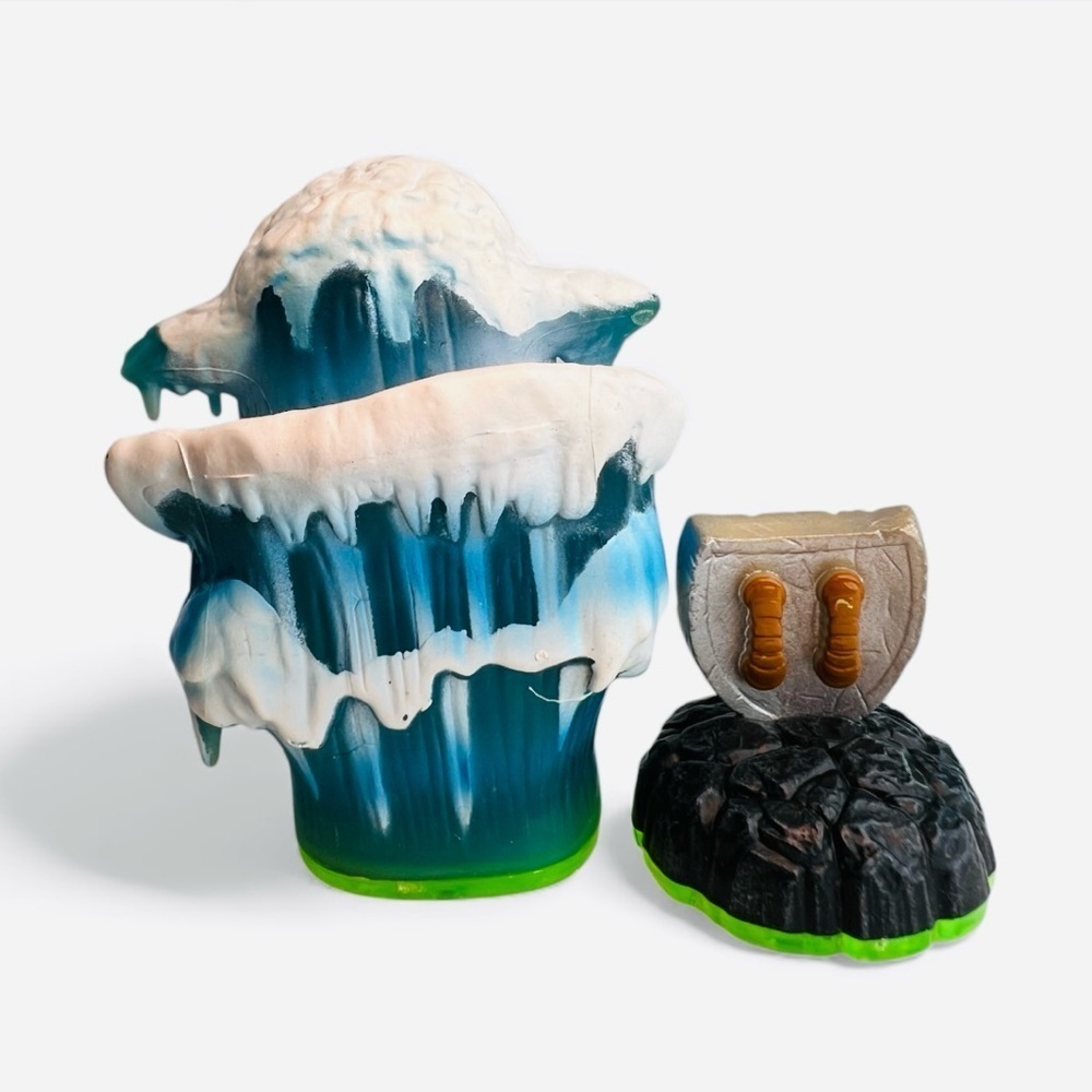 Skylanders SPYRO'S ADVENTURE-4 Pack- Empire Of Ice, Slam Bam, Shield, Anvil 2011 - Picture 7 of 11
